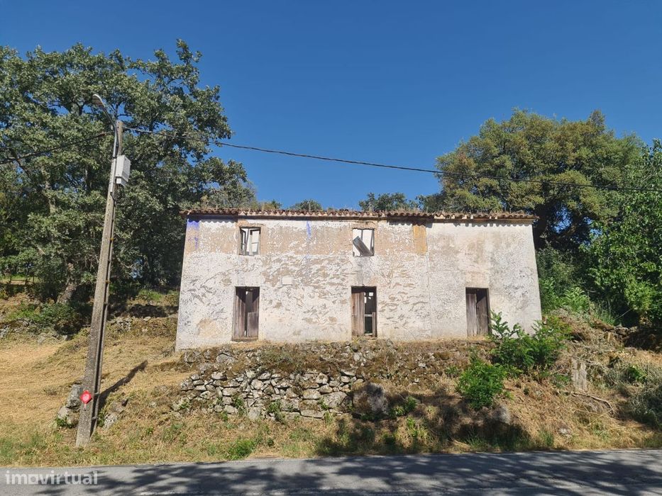 Marvão - Moradia Reconstruir - Lote 2878 m2