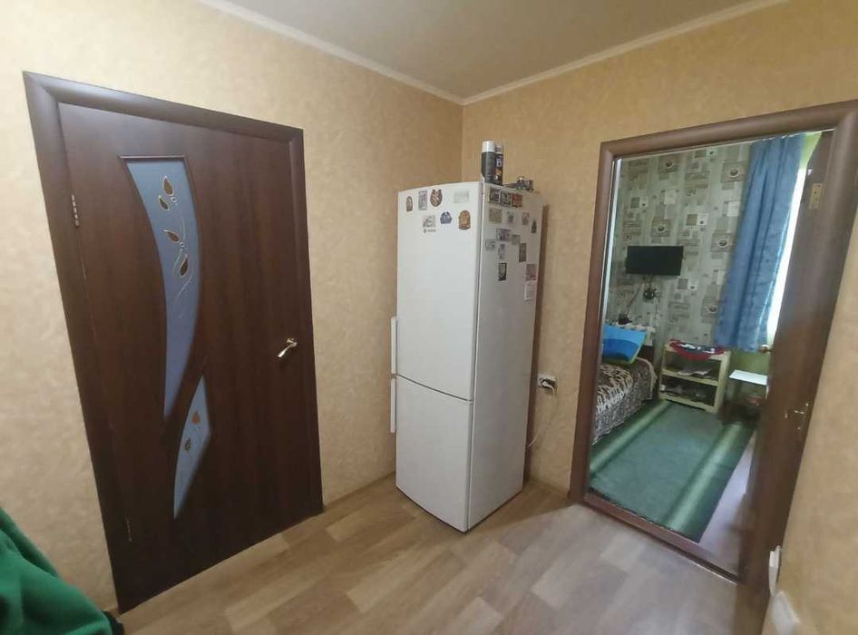 Продається 1 кімнатна квартира в с. Стасі