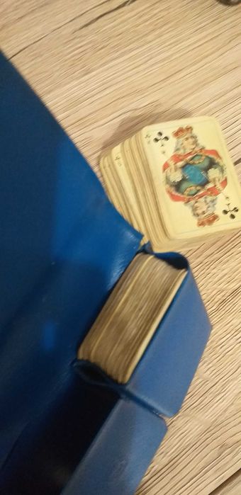 Karty do  pasjansa prl