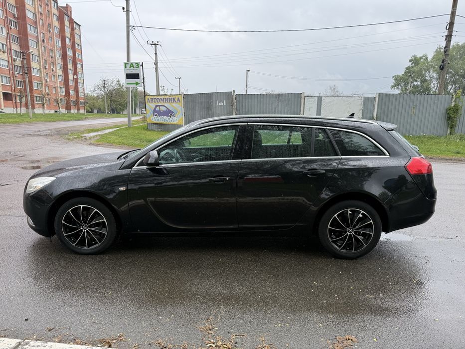 Opel Insignia з Німеччини Розмитнена