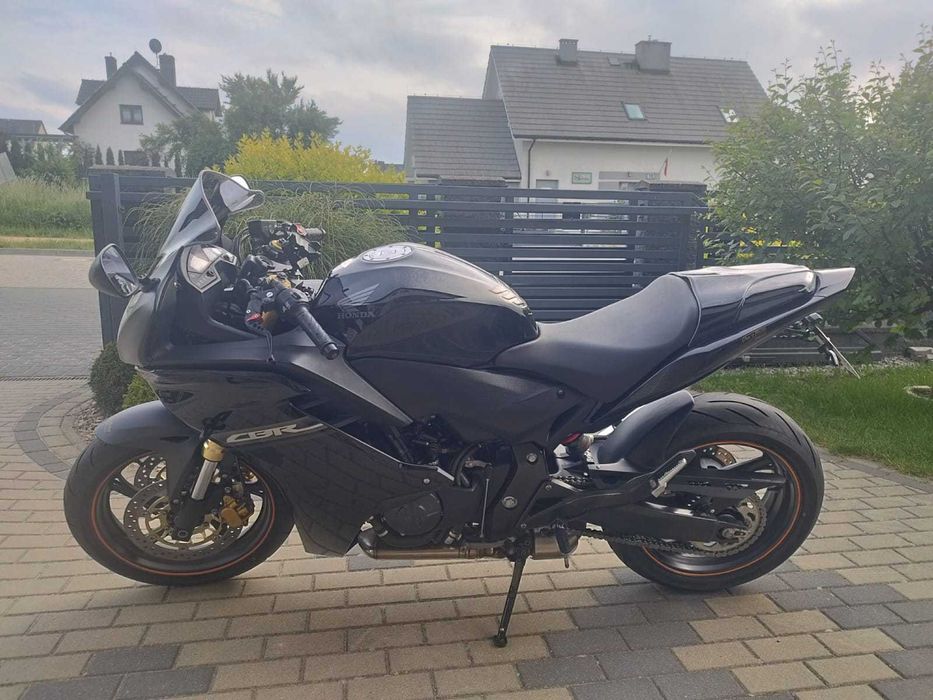 Honda CBR 600F (PC41) 2011r.