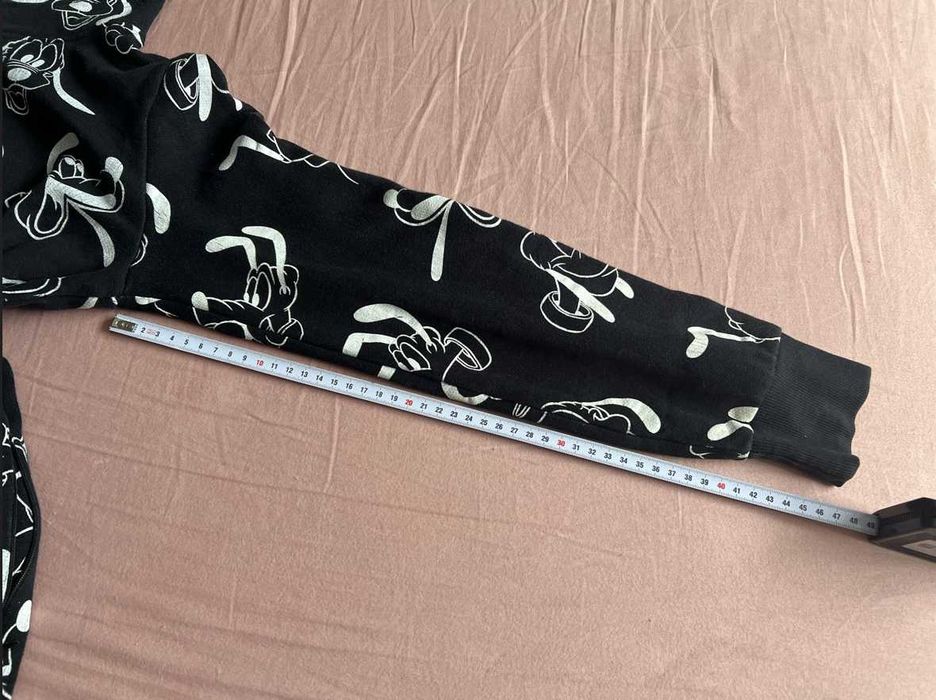 rozpinana bluza czarna z psem Pluto CROPP rozm. XS