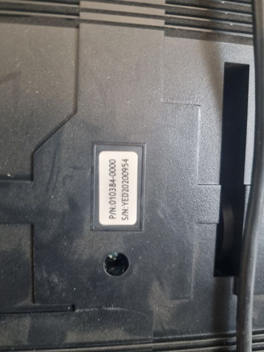 Logitech kierownica plus pedały plus dwa joysticki