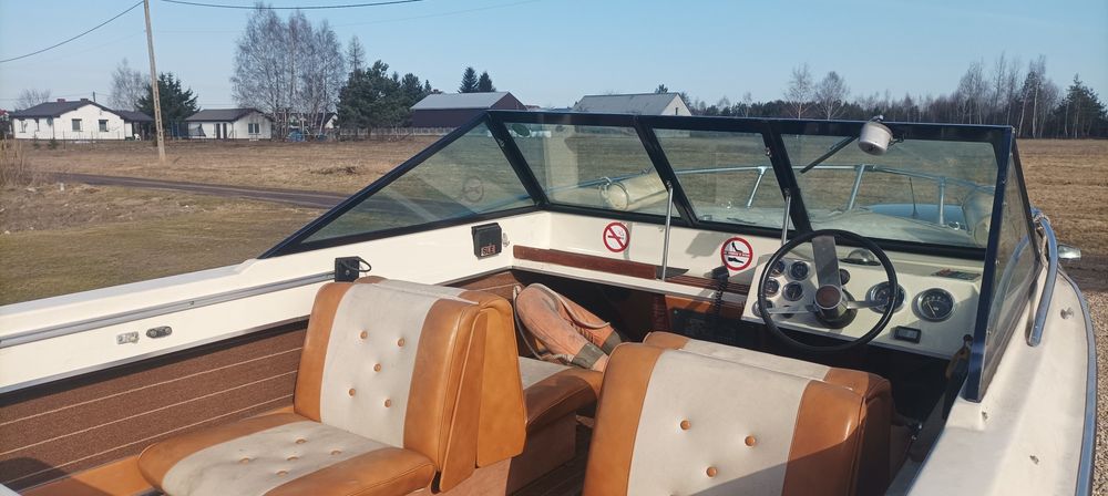 Łódź motorowa silckcraft