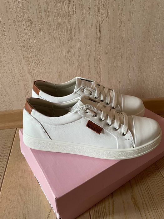 Кеди ECCO  шкіряні білі