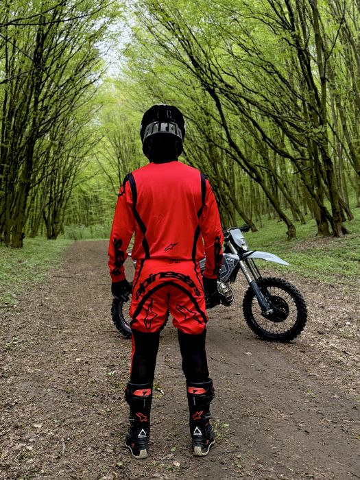 Мотокрос / ендуро костюми Alpinestars