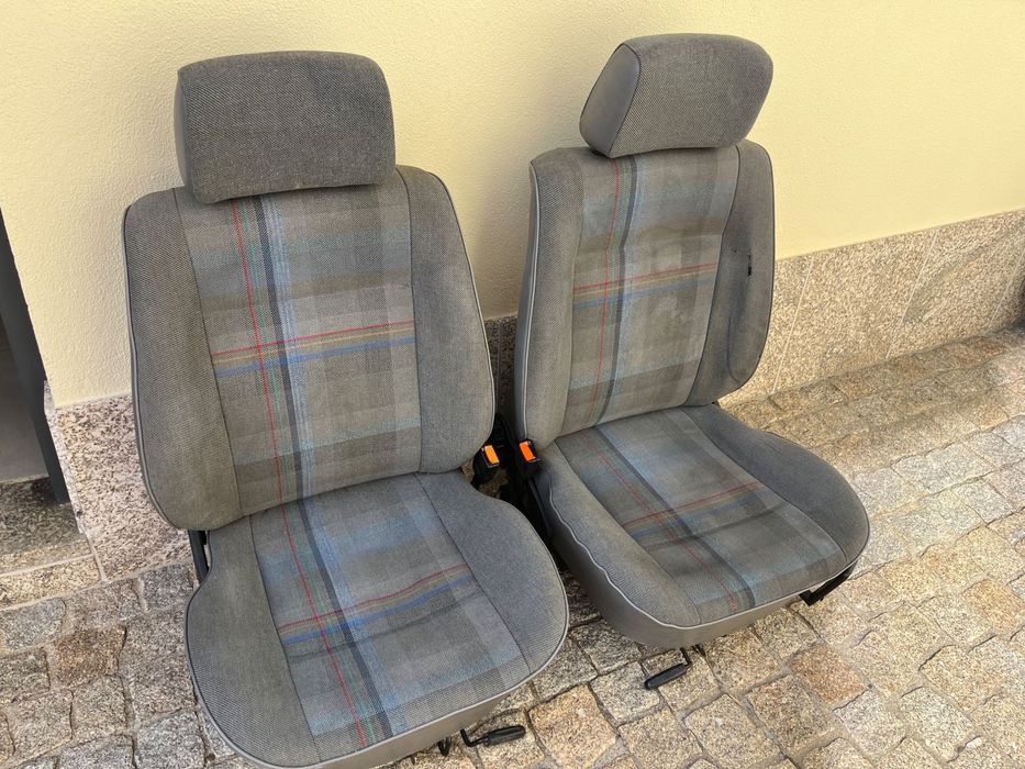 Bancos originais Volkswagen Golf II