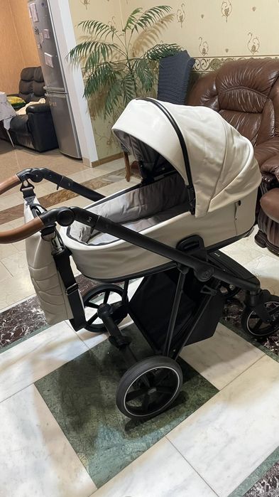 Продам коляску Роан іві Roan ivi