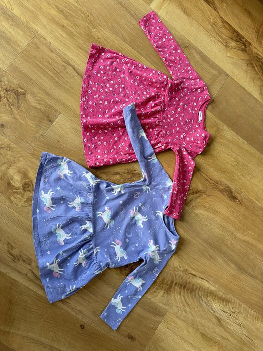 Komplet sukienek z długim rękawem r.104