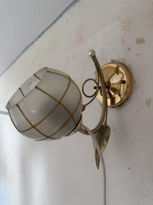 Продам дві люстри