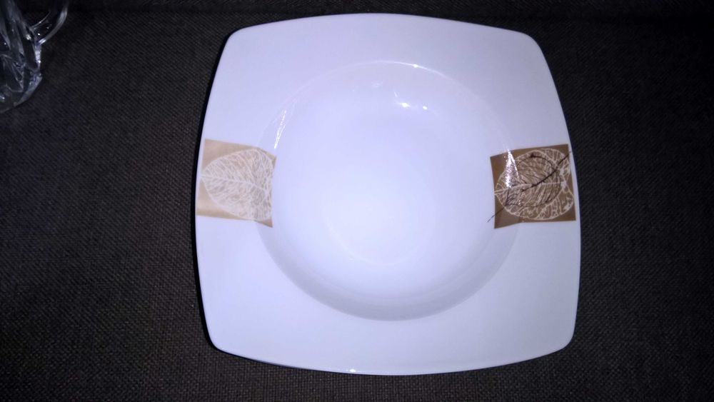 talerz talerze głęboki Veroni - średnica ok. 20 cm