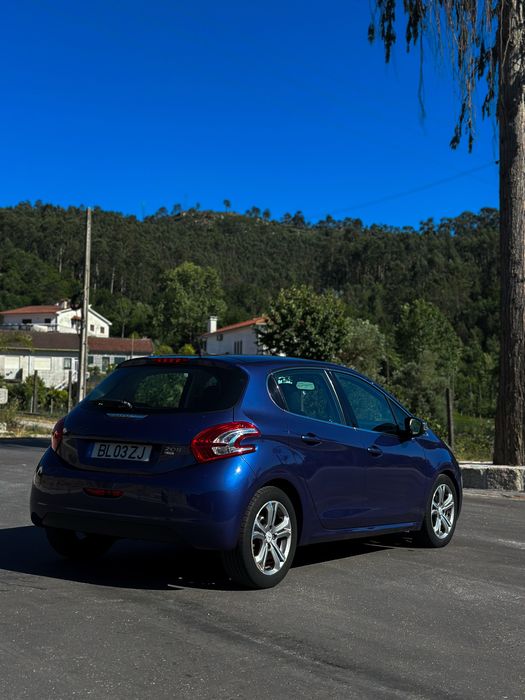 Peugeout 208 eHDI