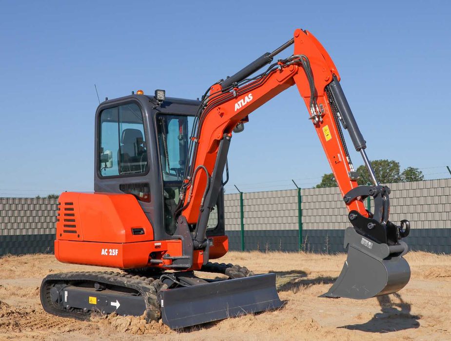 Экскаватор гусеничный Atlas AC 25F