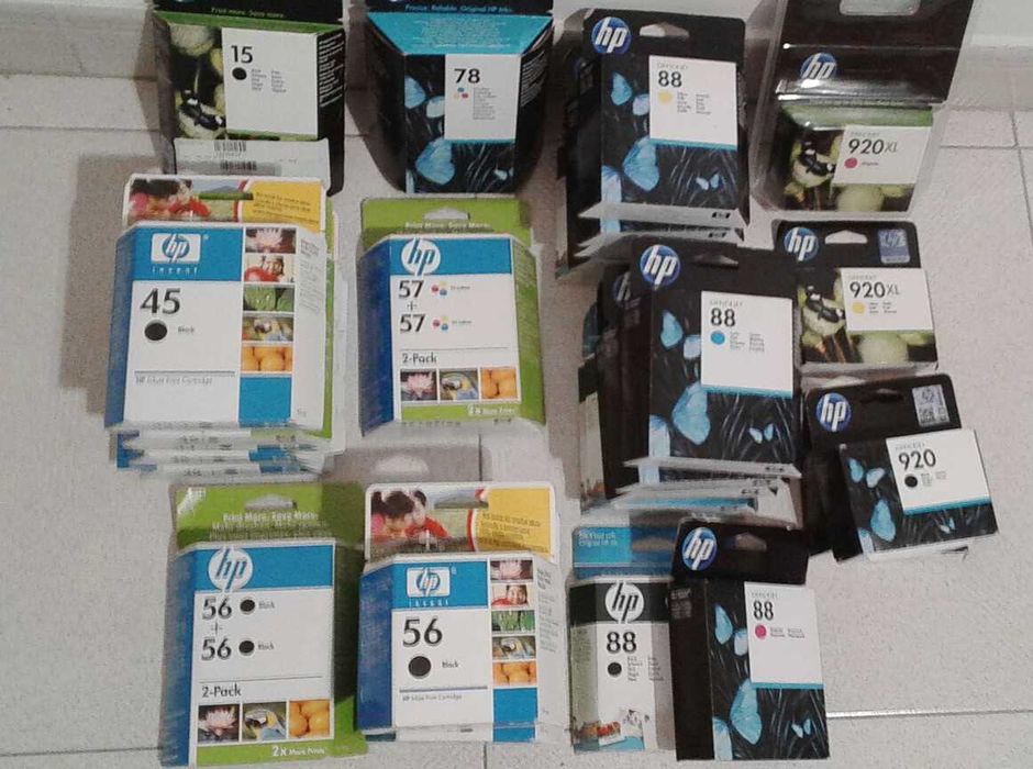 HP New Ink Cartridges (Expired)64738204556289122
