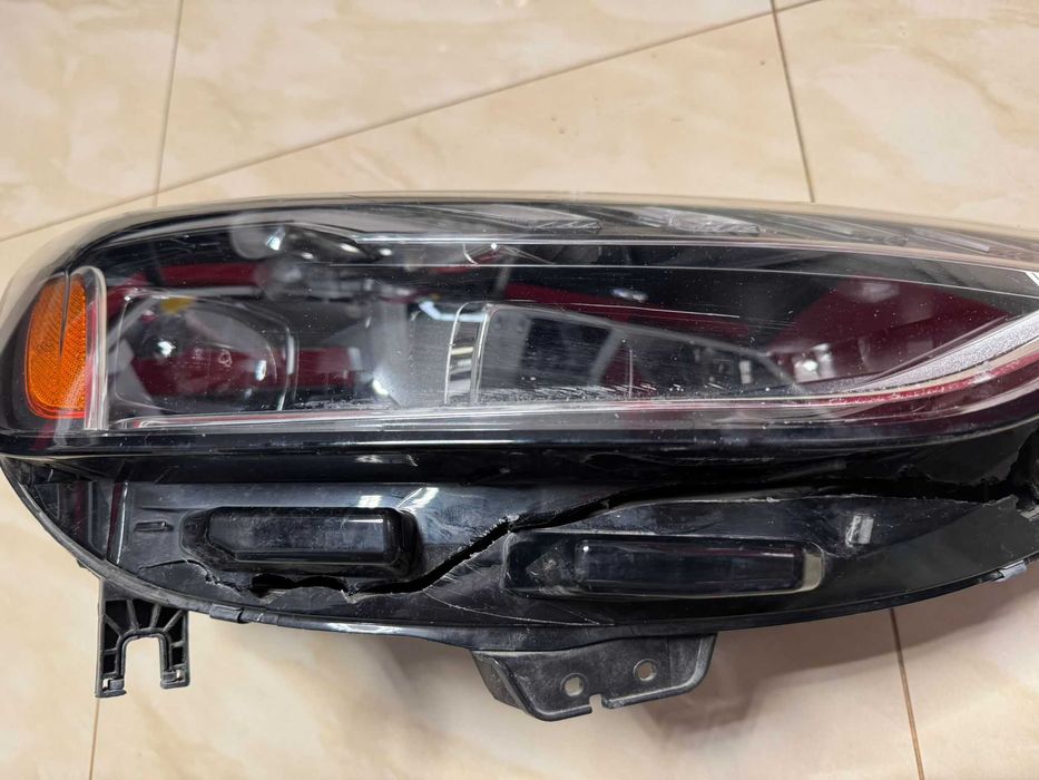 Lampy przednie Audi A4 B9 lift 2021r. USA