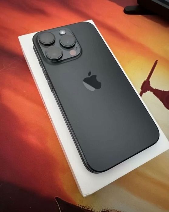 Продам iPhone 15 Pro 256
