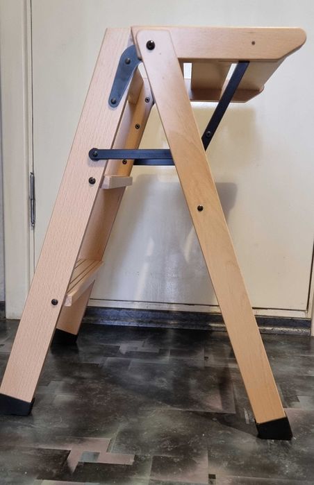 Драбинка -табурет  Lo Sgabello Foppapedretti