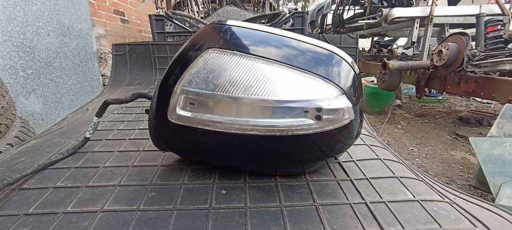 lusterko mercedes x164 GL ML lift lewe 17 pinów