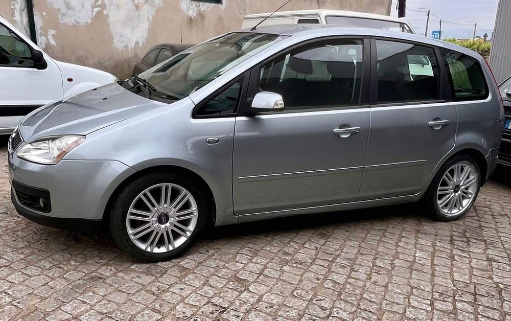 Ford Focus C-Max 1.6 TDCi Ghia – 2005 | Excelente Estado