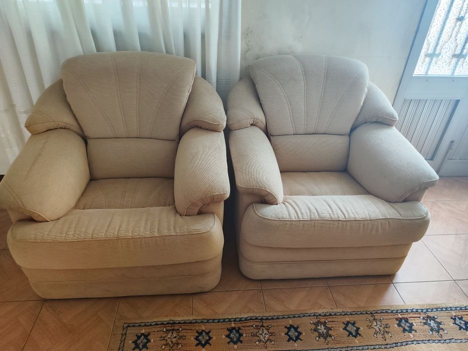 3  sofás vusados