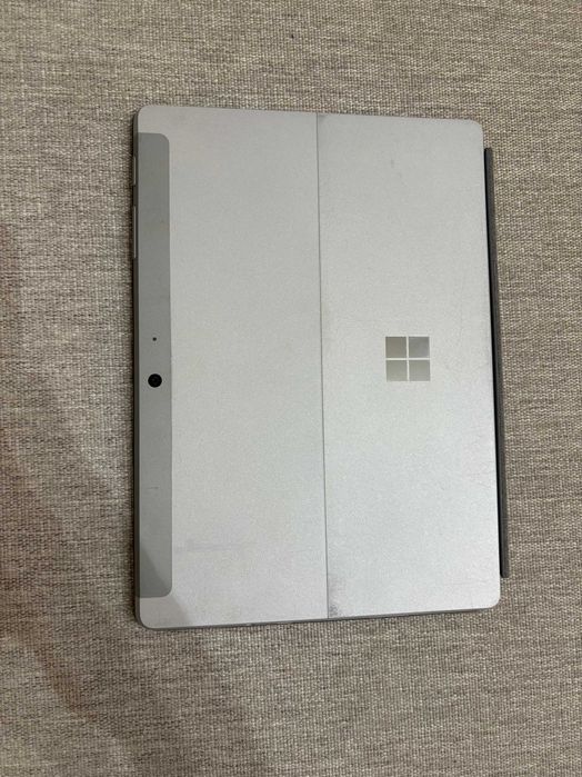 Microsoft Surface Go 2 m3 / 8GB RAM / 128GB SSD – idealny stan