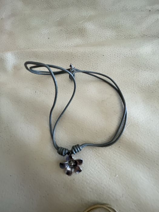 Colares e pulseiras Stone couro e pérolas ou pedras