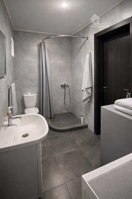 Метро Лівобережна. Новий  будинок 130 кв. Генератор. 3 спальні.