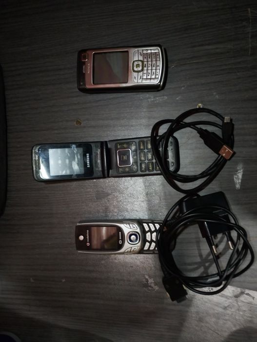 Vendo telemóveis de teclas