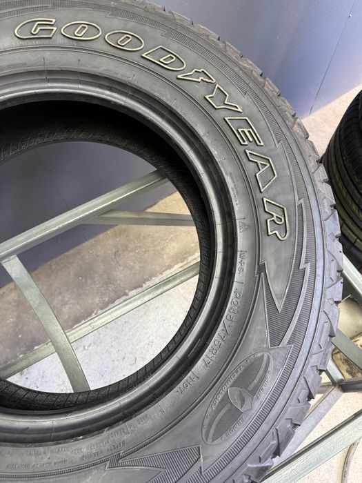 Шины БУ 245 75 R 17 Goodyear Wrangler Всесезон Комплект резина