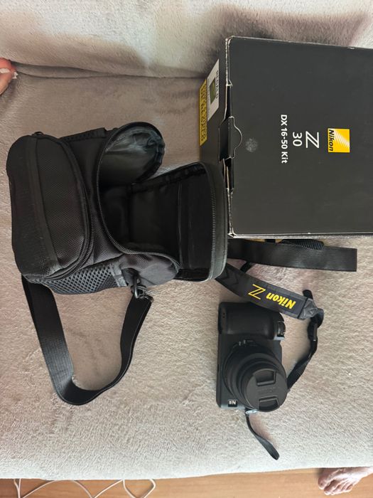 Nikon Z30 Kit DX 16-50mm (Como Nova + Caixa e Bolsa)