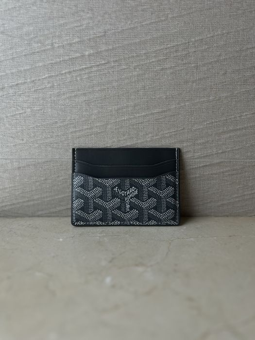 Carteira goyard.