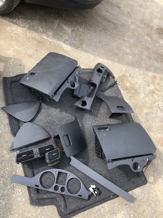 Продам бардачки  та інші деталі торпеди