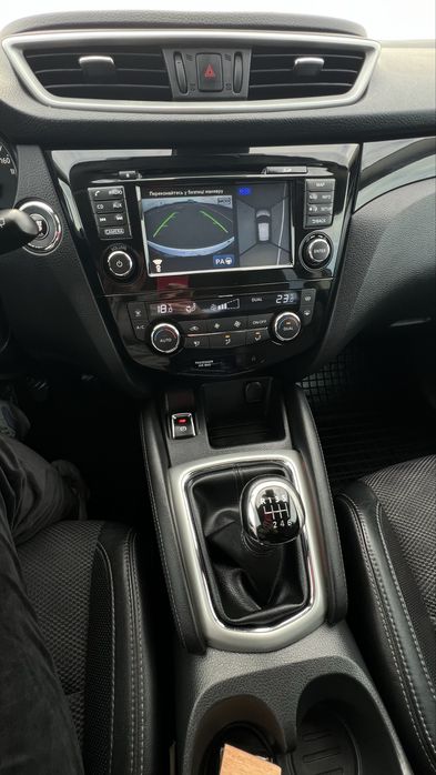 Nissan Qashqai 2014 • 1.5 дизель •