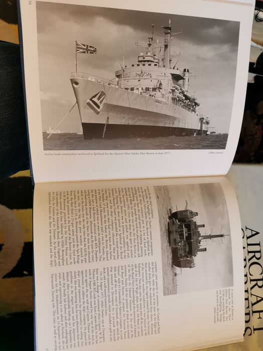 Fearless and intrepid 1965 2002 Neil McCart okręty wojenne