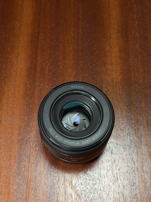 Canon EOS R10 + 50mm RF f/1.8 STM