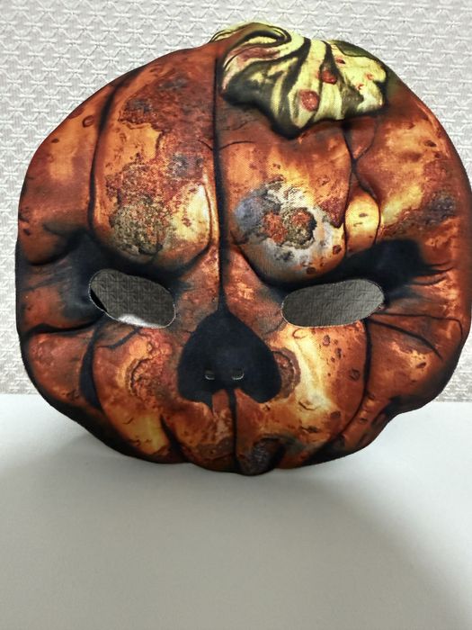 Карнавальні маски