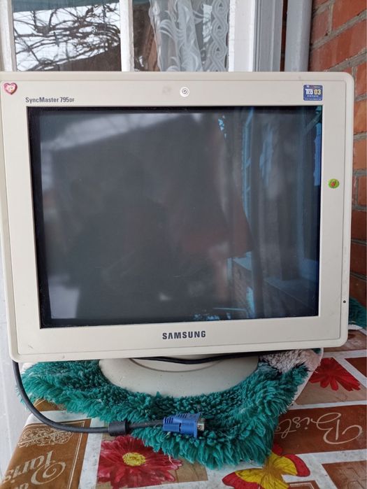 Продам монитор Samsung Sync Master 795 DF
