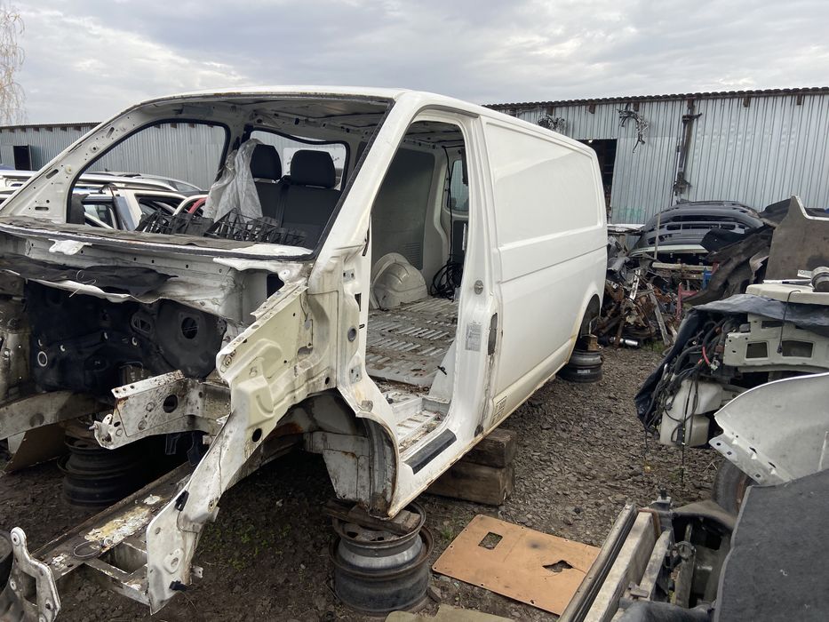 Разборка запчасти VOLKWAGEN T5 запчастині транспортер t5 т5 розборка