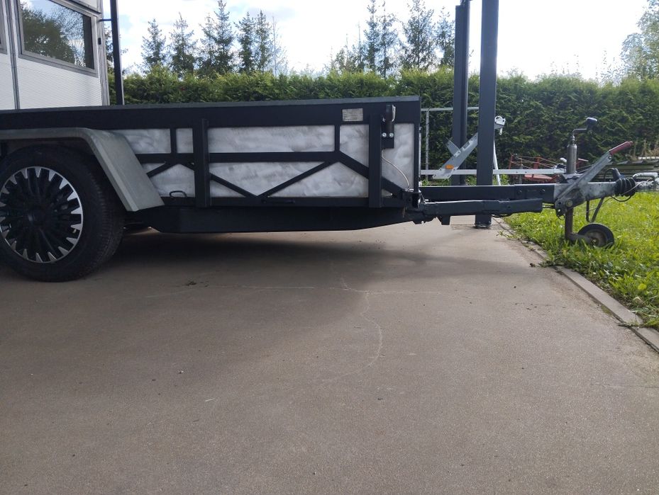 Przyczepa dwuosiowa 384x170cm na kat.B