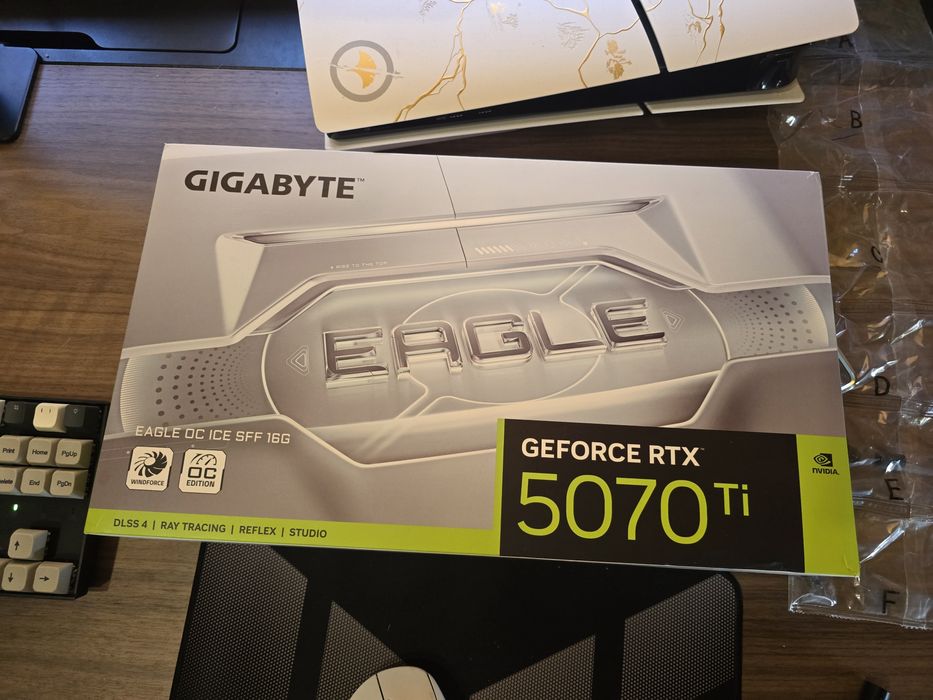 Gigabyte 5070ti eagle oc ice sff