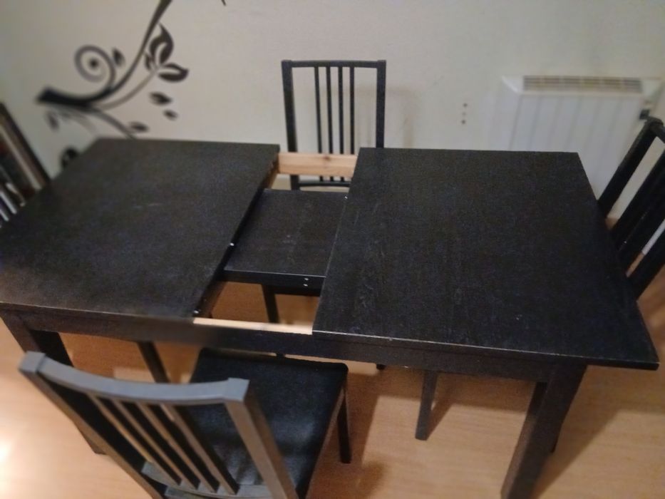 Mesa de sala extensivel com 4 cadeiras