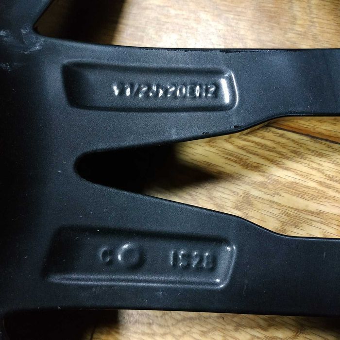 R20 оригінал BMW M5(F90) M8 (F91/F92/F93) стиль 810M диски бмв
