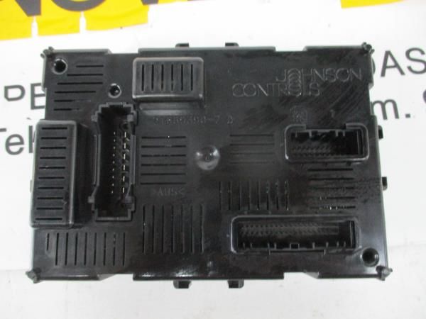 Caixa fusíveis / SAM / BSI NISSAN NV200 Furgão/Combi (M20)