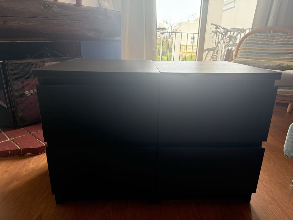 2 x Mesas Cabeceira Ikea Malm Pretas Excelentes Condicões Conservação