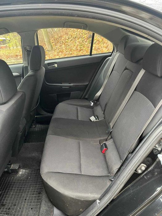 Mitsubishi Lancer Sportback 1.8 Invite Gdańsk Śródmieście • OLX.pl