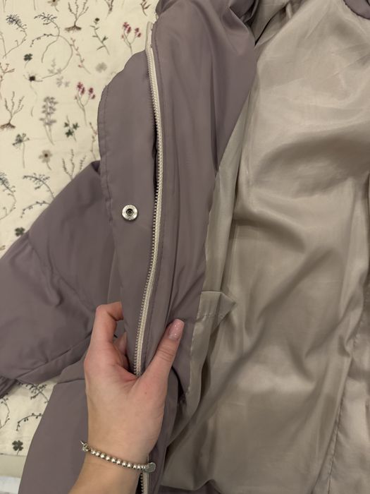 теплий пуховик в ідеальному стані