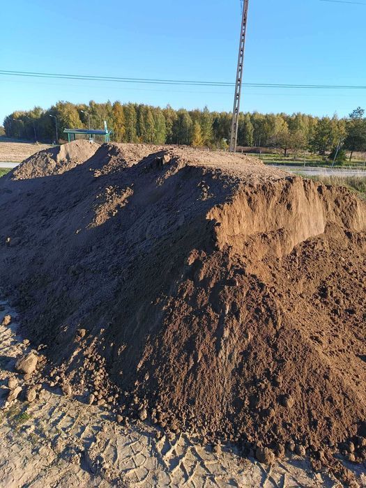 Ziemia przesiana, ogródek, czarnoziem.