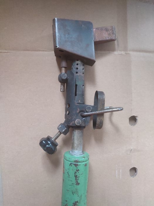 Ручной бензиновый паяльник