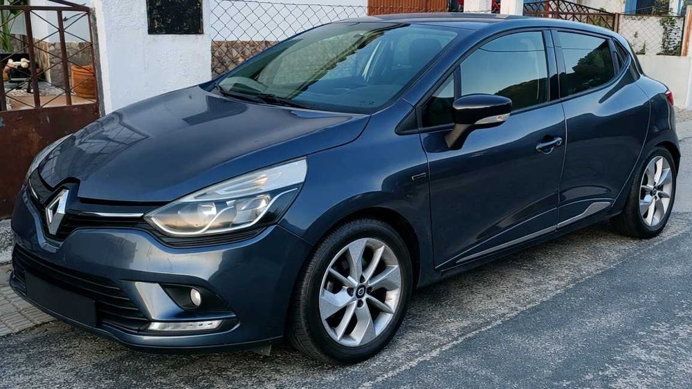 Renault Clio — Impeccable, single owner, ready to drive