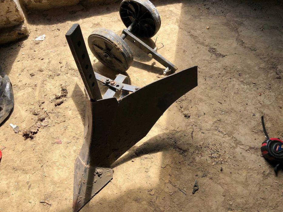 Новий Плуг до мотоблока